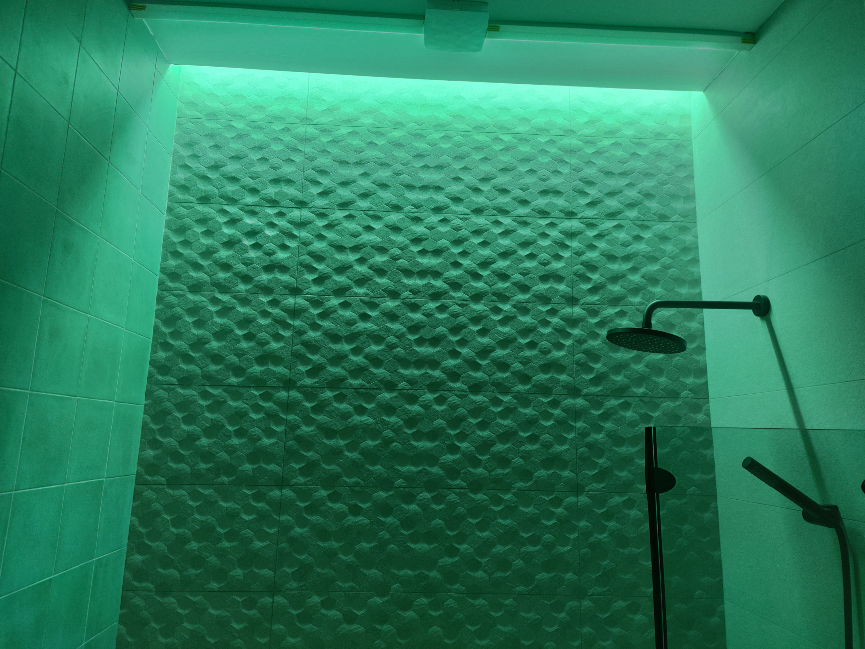 Rejtett RGBW LED szalag